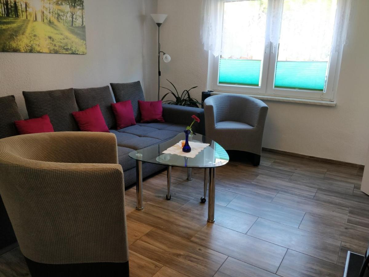 Apartment Gaestehaus Am Teich Raben Steinfeld
